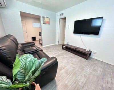 Stylish 1BR/1BA Apt – Newly Renovated & Welcoming